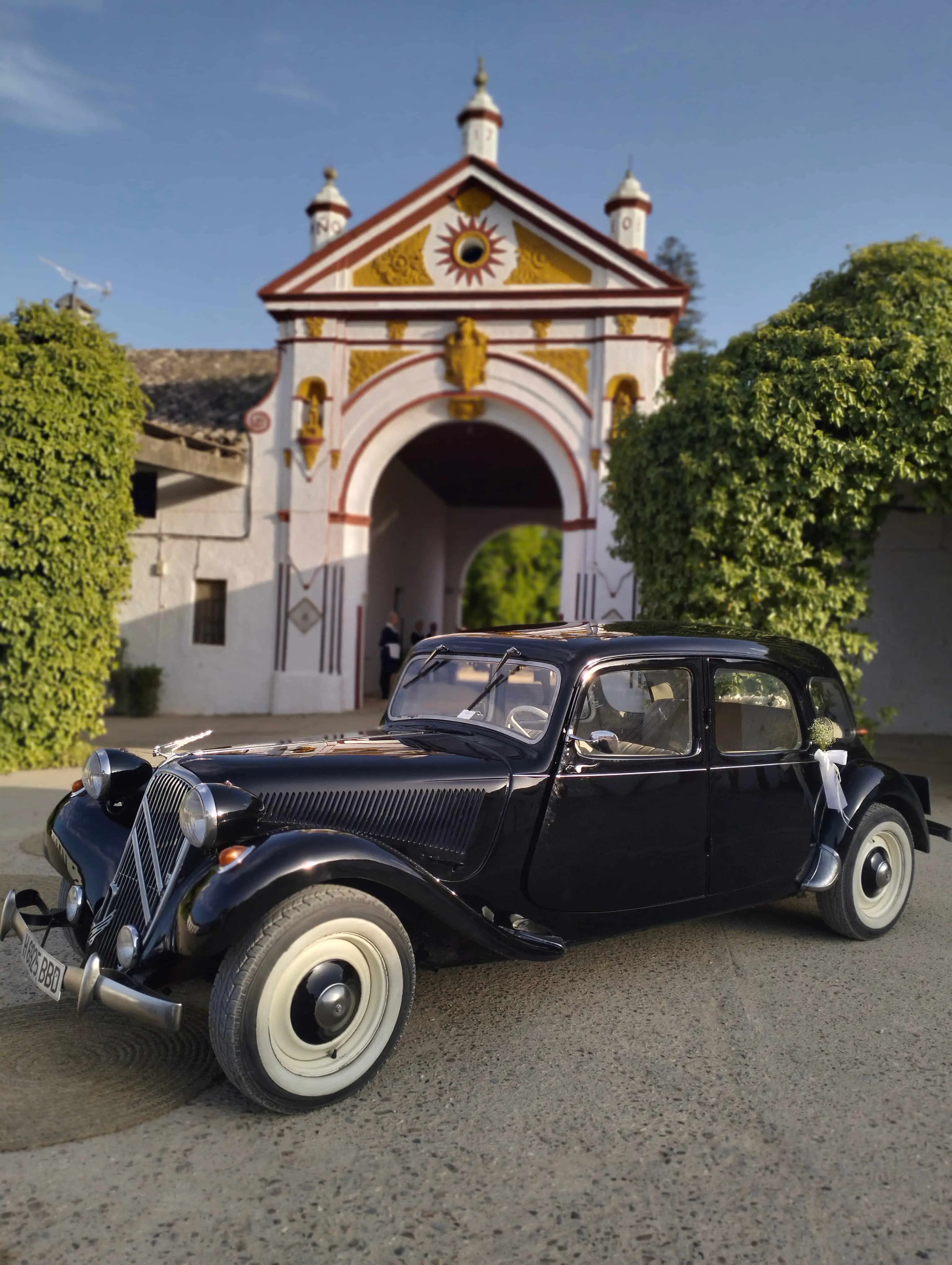 Citroën 11 6 ventanas 1949 - Coche clásico para alquiler en bodas Sevilla - Imagen 5 de 7